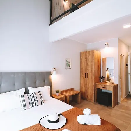 Sithon Diamond 1 * Nikiti (Sithonia)